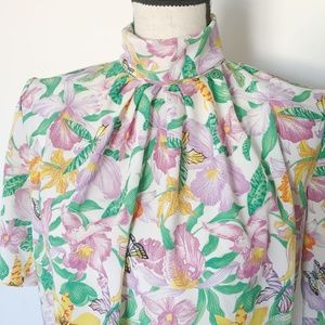 *VINTAGE* Beautiful flower butterfly Anna K blouse